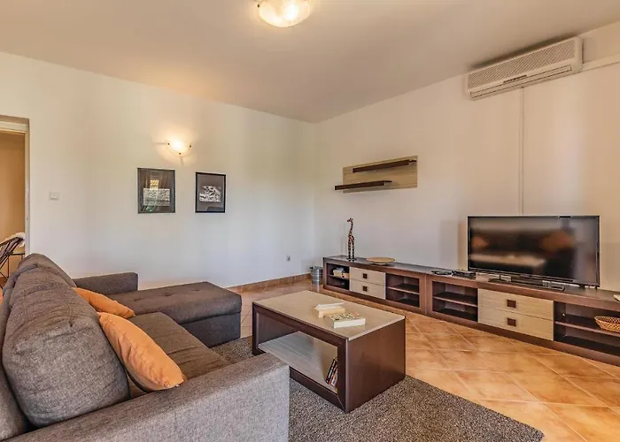 Regi Vi Appartement *