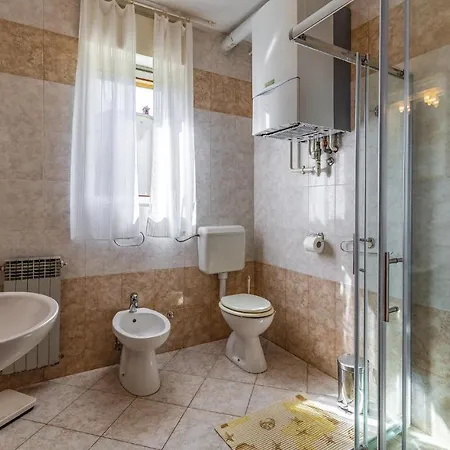 Regi Vi Apartmán *