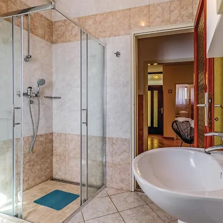 Regi Vi * Medulin
